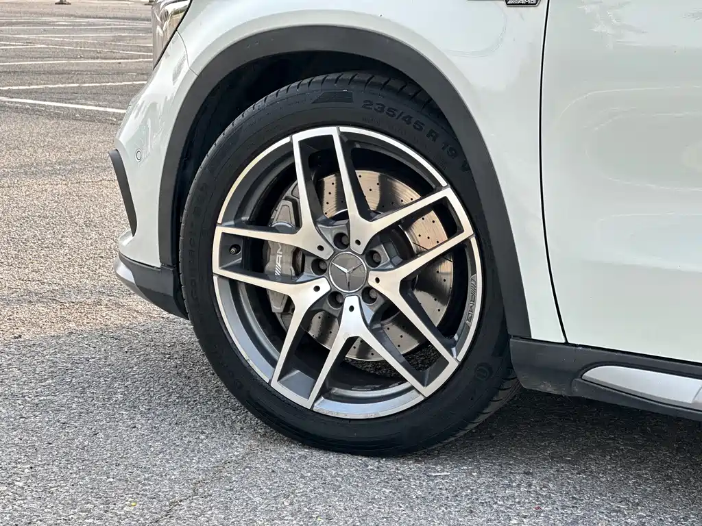 Mercedes-Benz GLA AMG 2015 — фото 47
