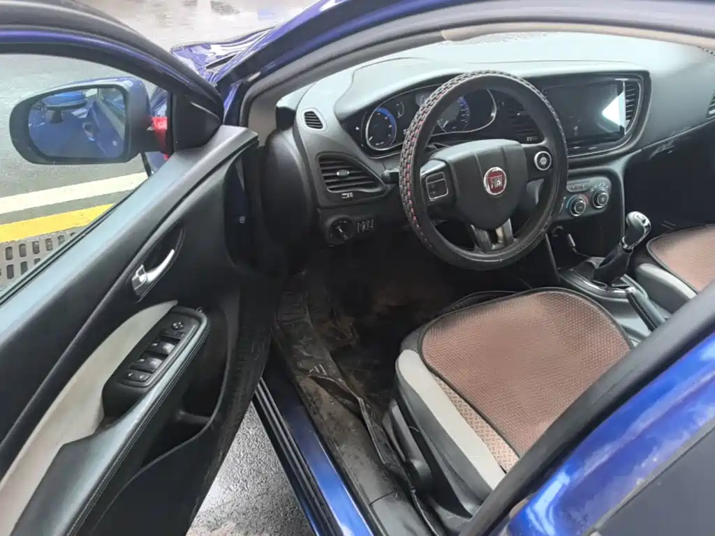 Fiat Viaggio 2016 — фото 16