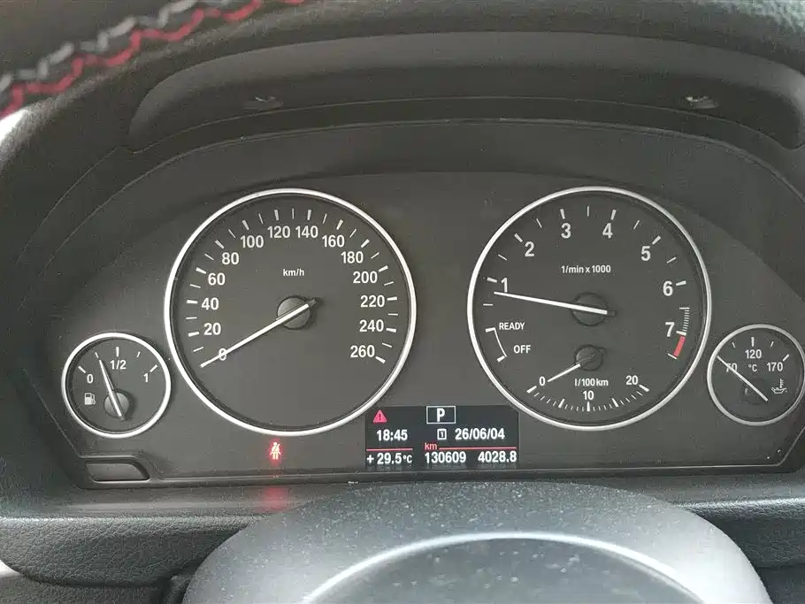BMW 3 Series 2014 — фото 14