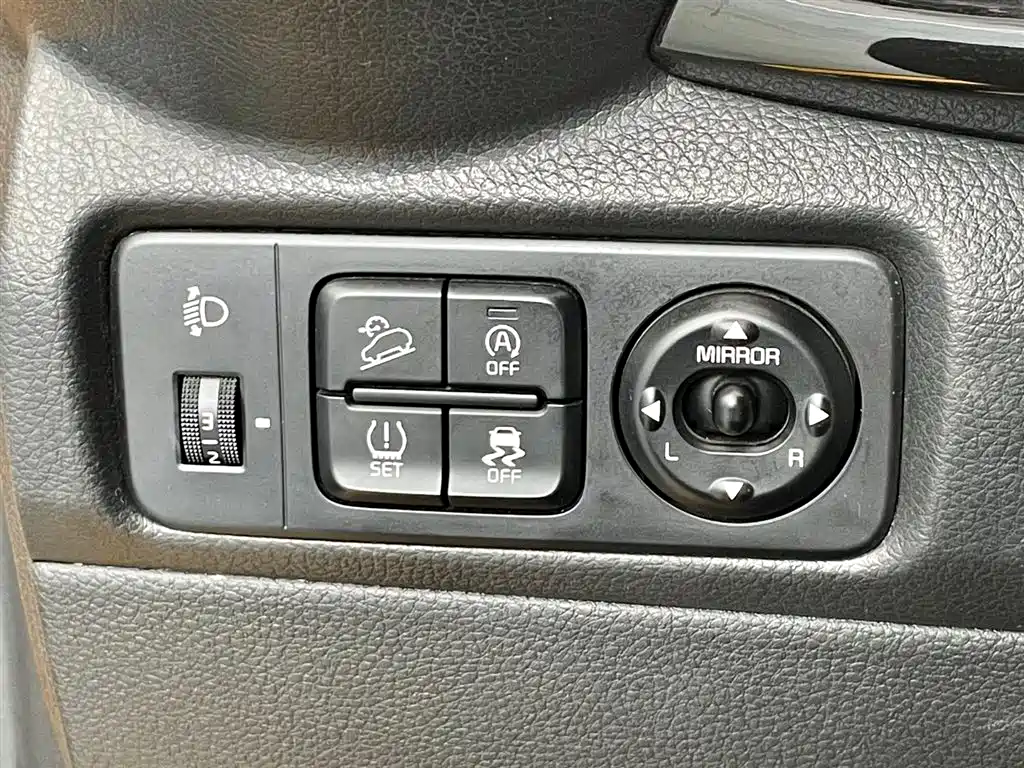 Kia KX1 2019 — фото 16