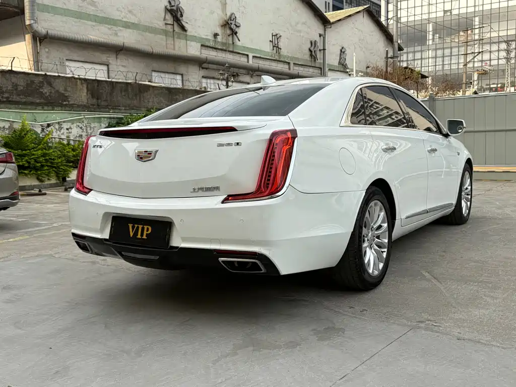 Cadillac XTS 2018 — фото 6