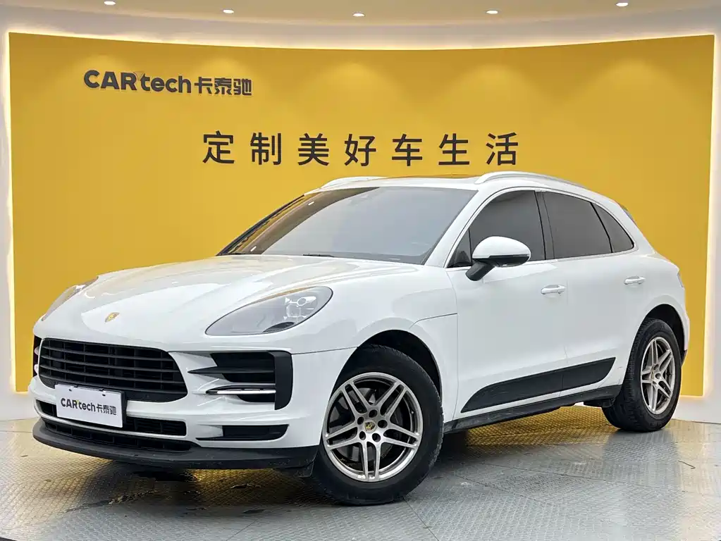 Porsche Macan 2019 — фото 1