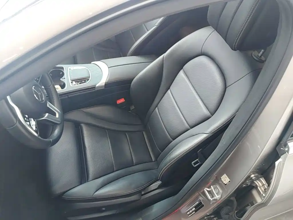 Mercedes-Benz C-Class 2019 — фото 15
