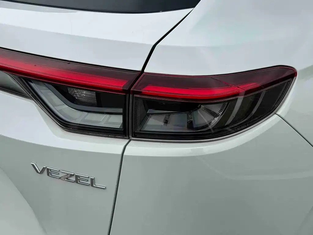 Honda Vezel 2023 — фото 37