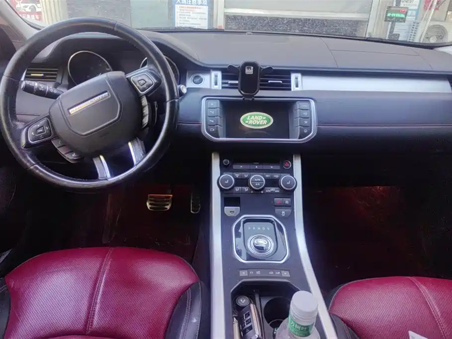 Land Rover Evoque 2016 — фото 12