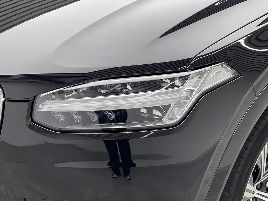 Volvo XC90 2024 — фото 18