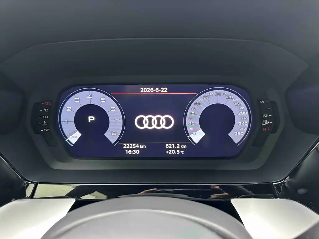 Audi A3 2023 — фото 17