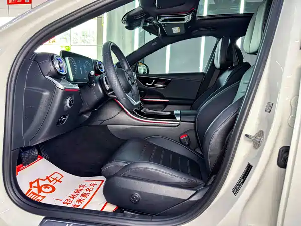 Mercedes-Benz C-Class 2021