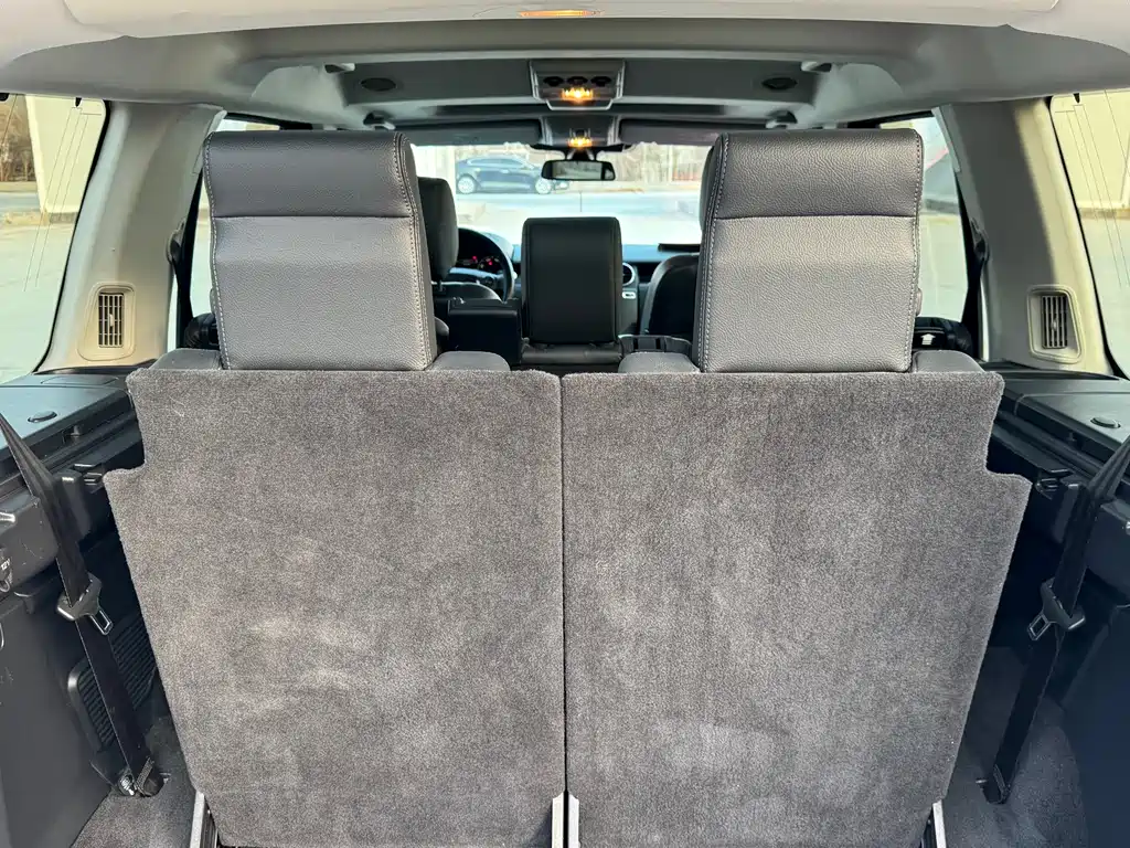 Land Rover Discovery 2015 — фото 25