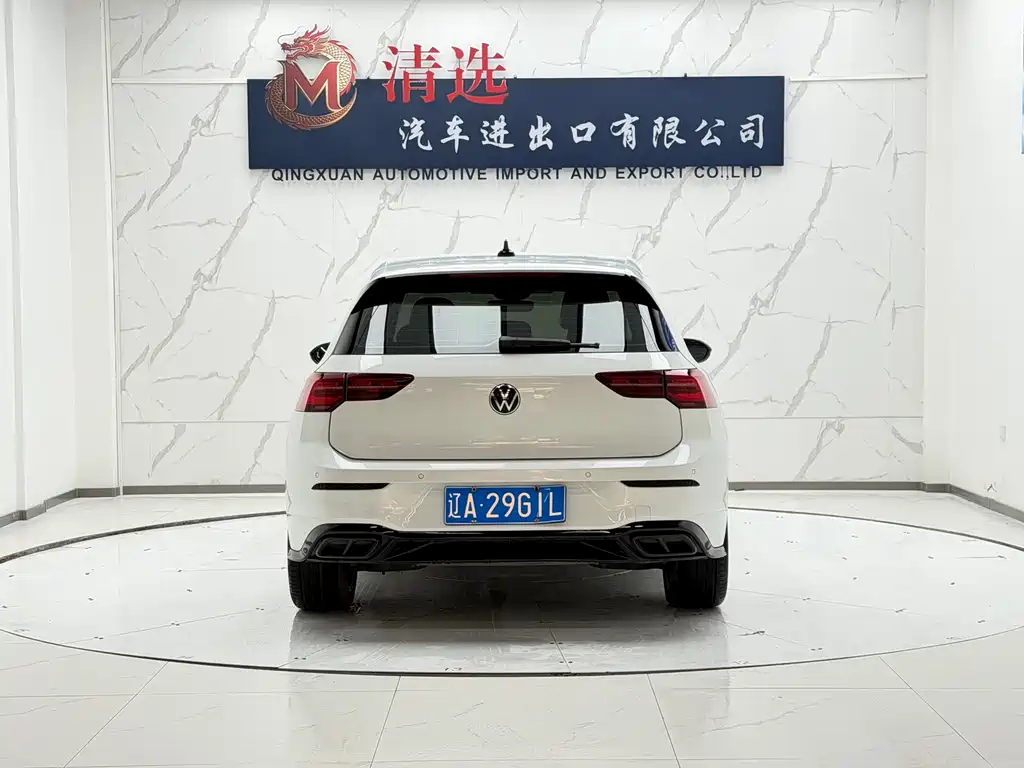 Volkswagen Golf 2021