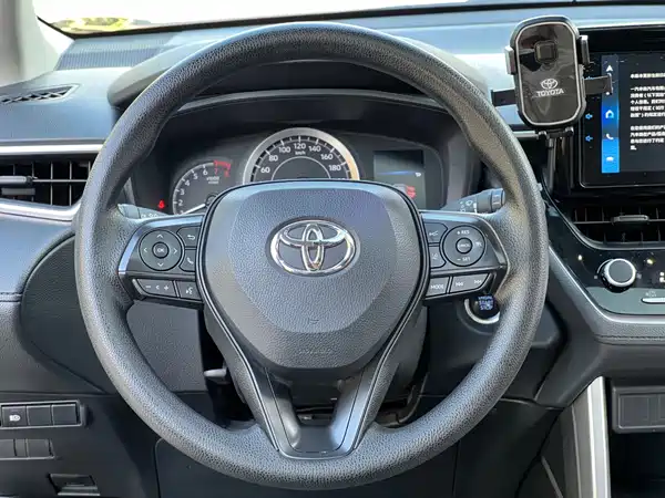 Toyota Corolla Cross 2023