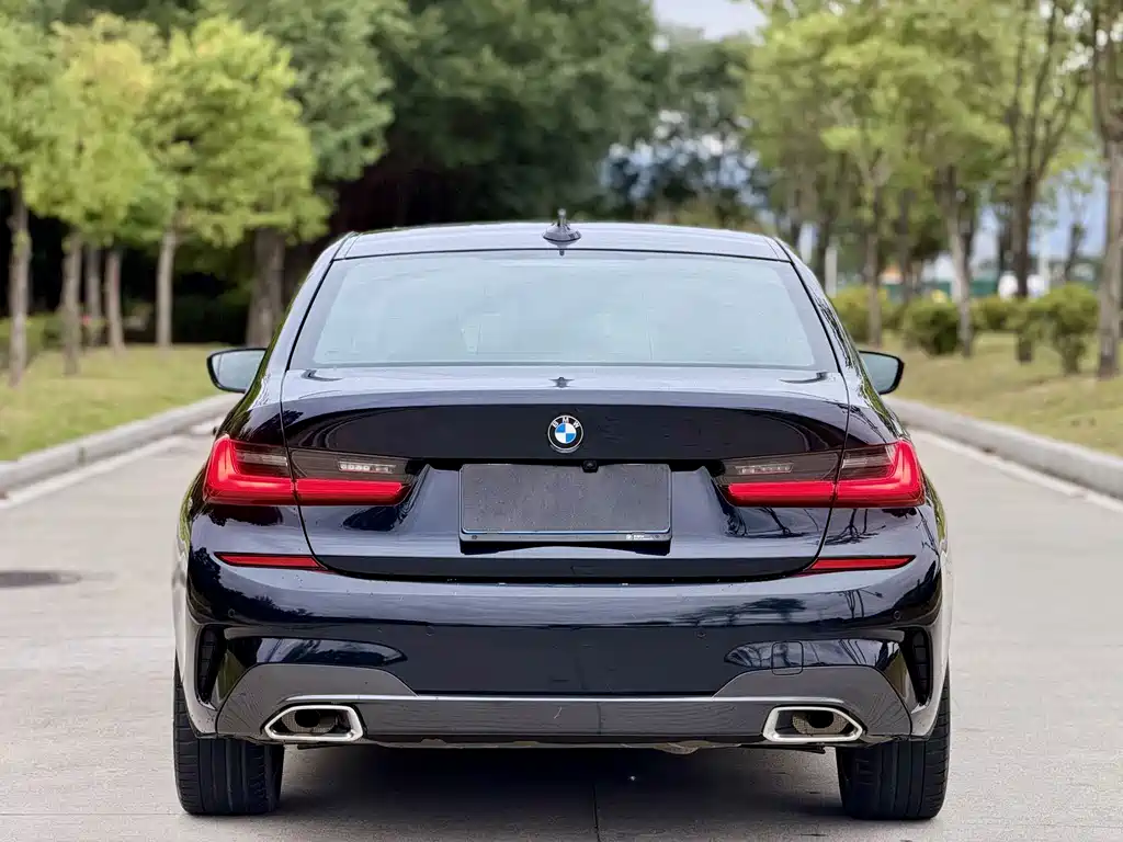BMW 3 Series 2021 — фото 11
