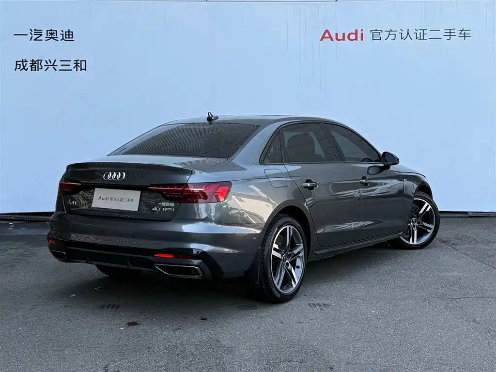 Audi A4L 2023 — фото 4