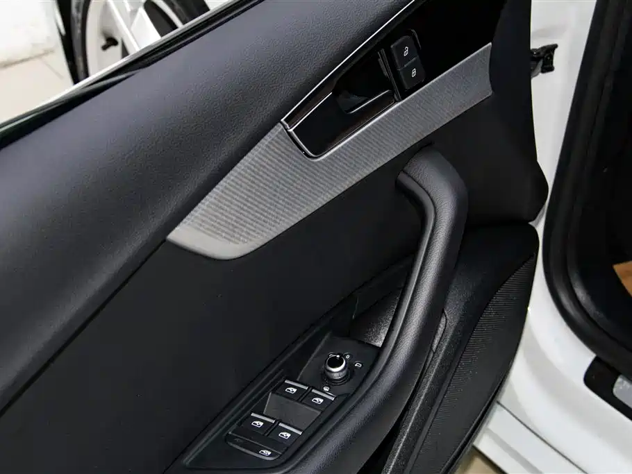 Audi A5 2023 — фото 25