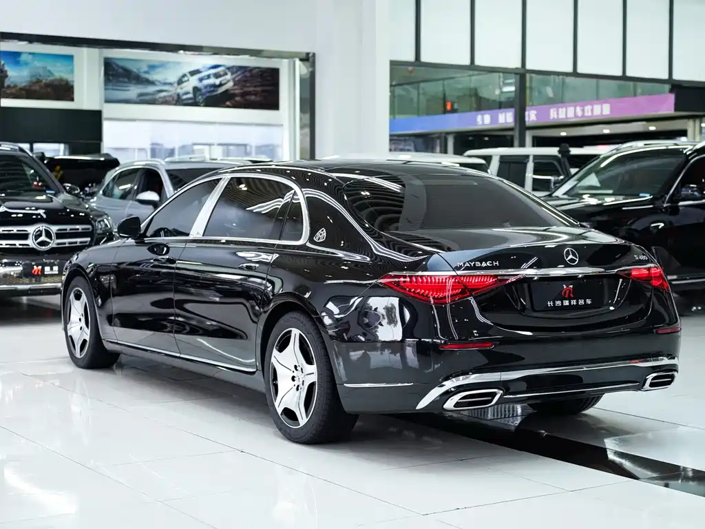 Mercedes-Benz Maybach S-Class 2023 — фото 19