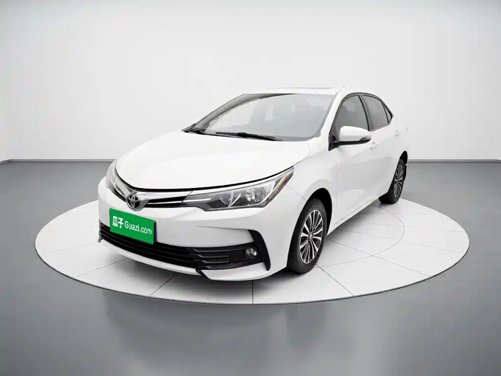 Toyota Corolla 2018 — фото 2