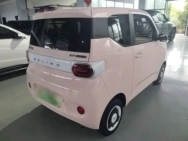 Wuling Hongguang MINIEV 2025