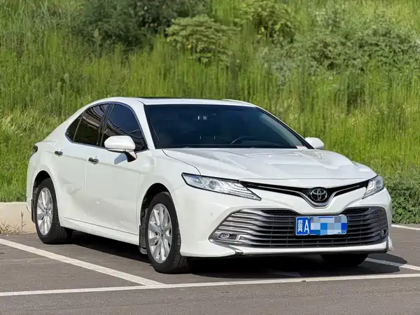 Toyota Camry 2019