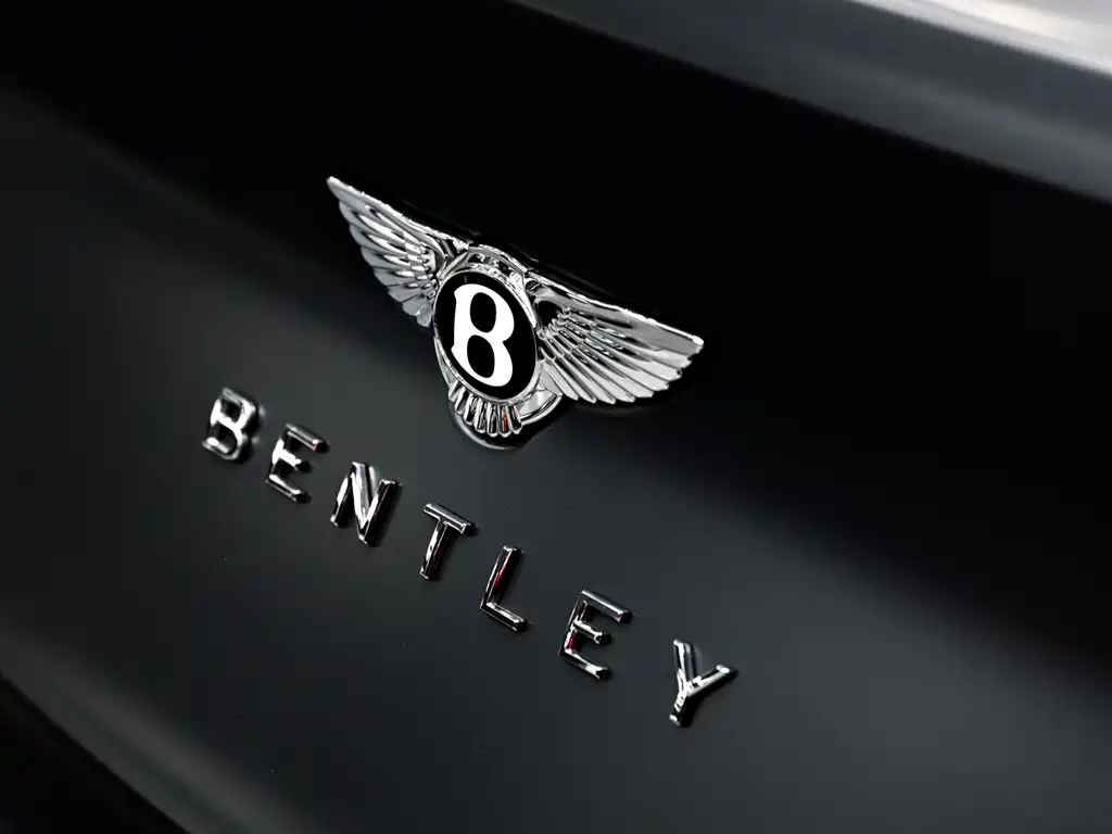 Bentley Bentayga 2021 — фото 20