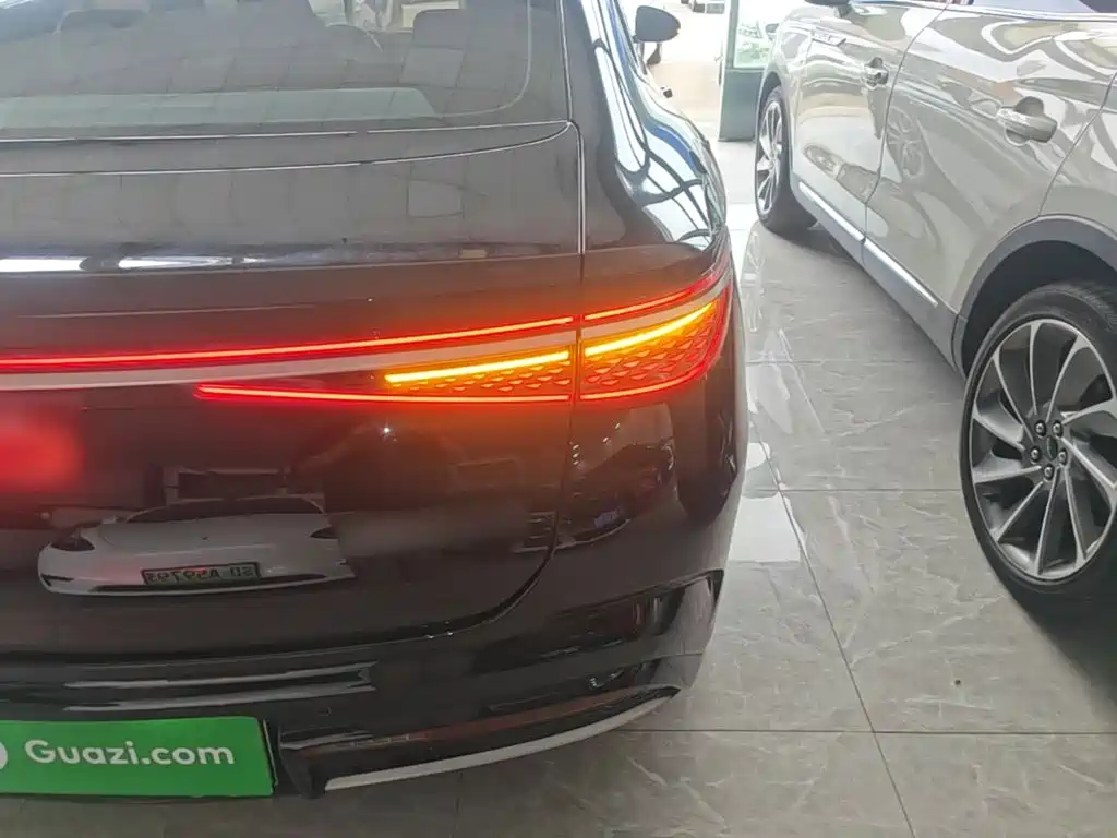 BYD Seal 07 DM-i 2025 — фото 8