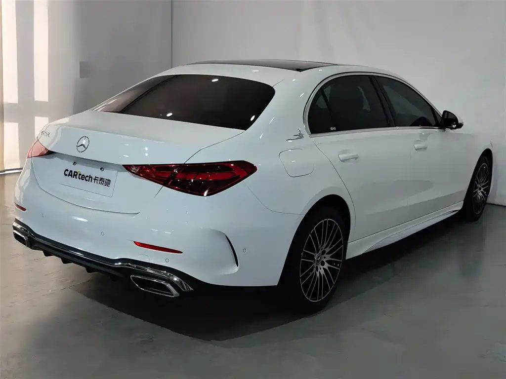 Mercedes-Benz C-Class 2025 — фото 19