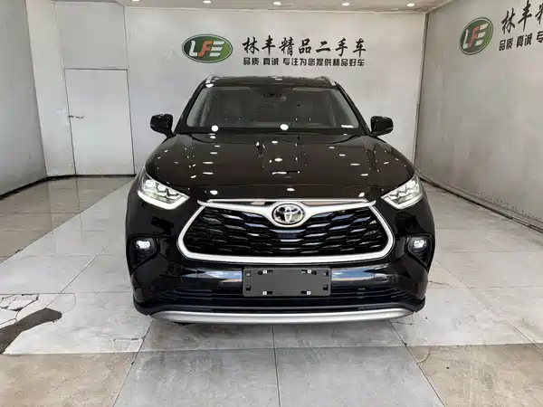 Toyota Highlander 2024