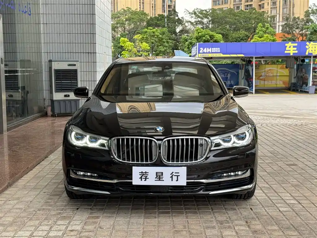 BMW 7 Series 2017 — фото 2