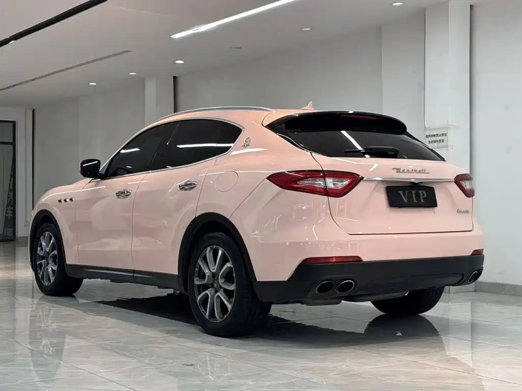 Maserati Levante 2018 — фото 9