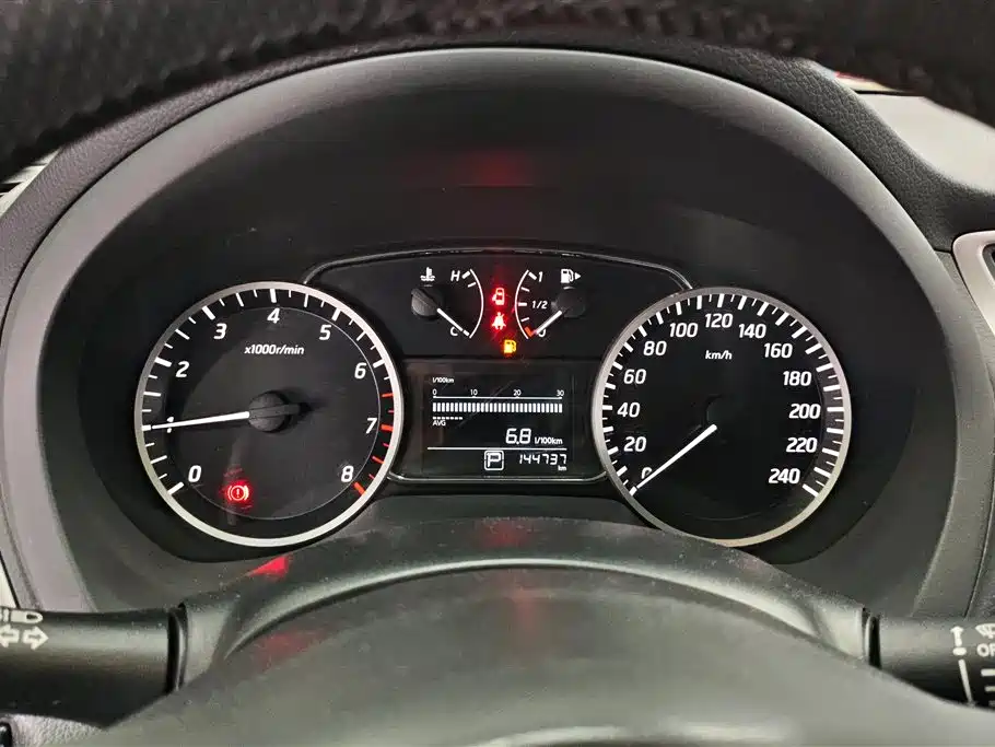 Nissan Sylphy 2018 — фото 14