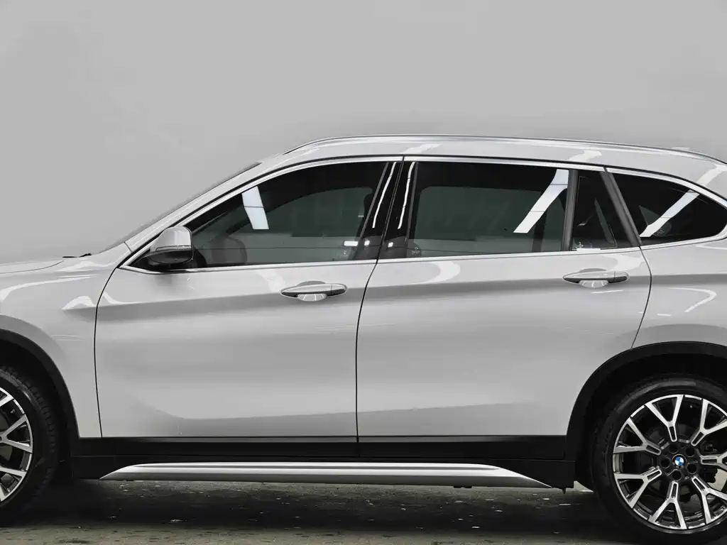 BMW X1 2021 — фото 11