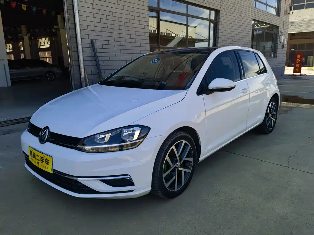 Volkswagen Golf 2020