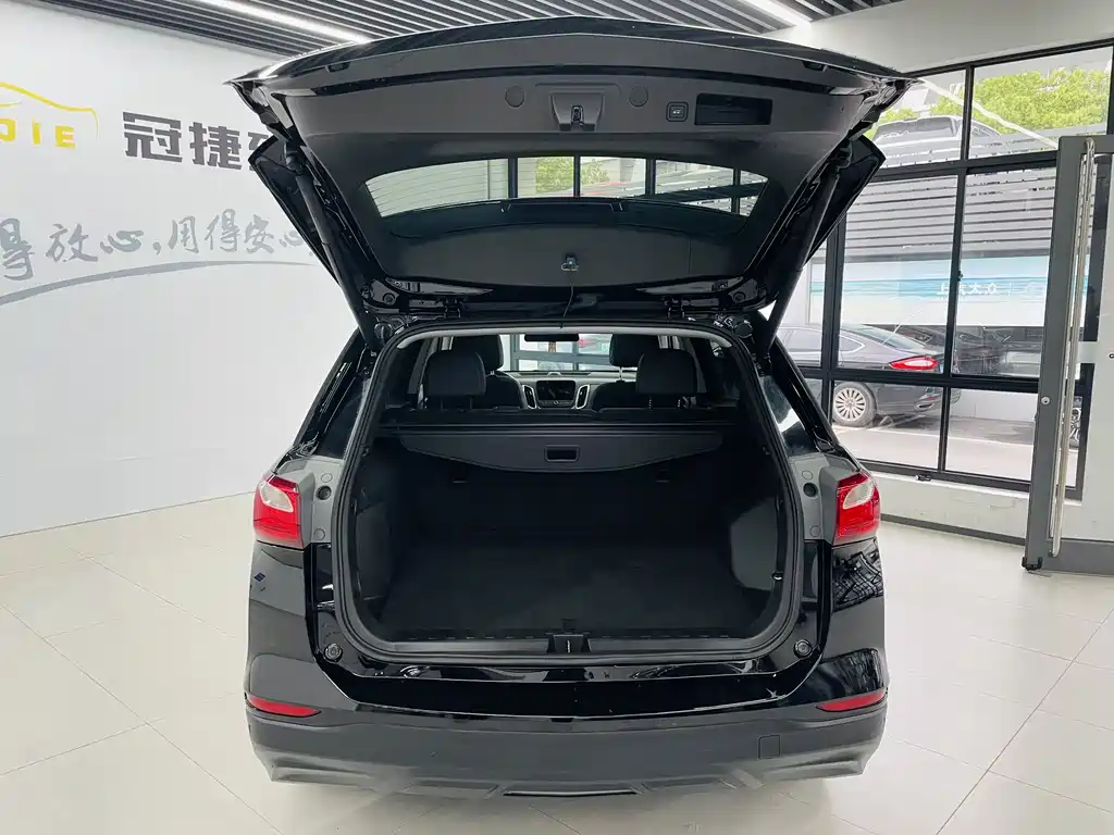 Chevrolet Equinox 2020 — фото 15