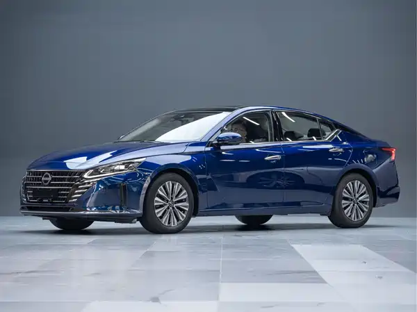 Nissan Teana 2023