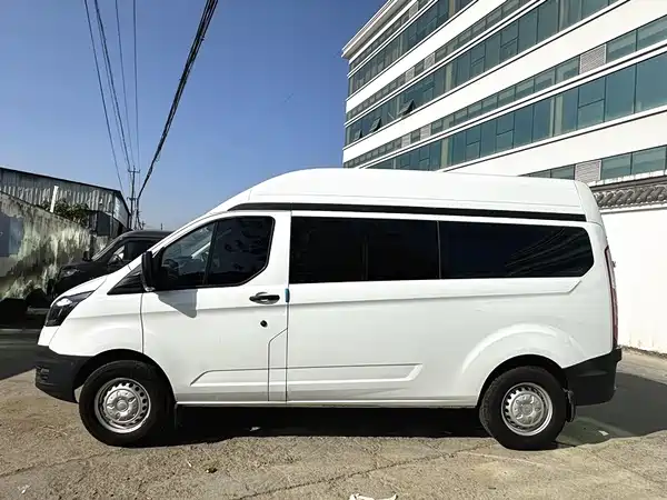Ford Transit 2017