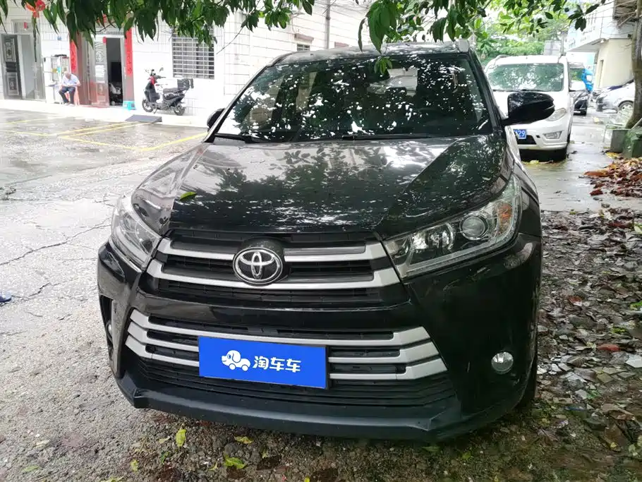 Toyota Highlander 2018 — фото 2