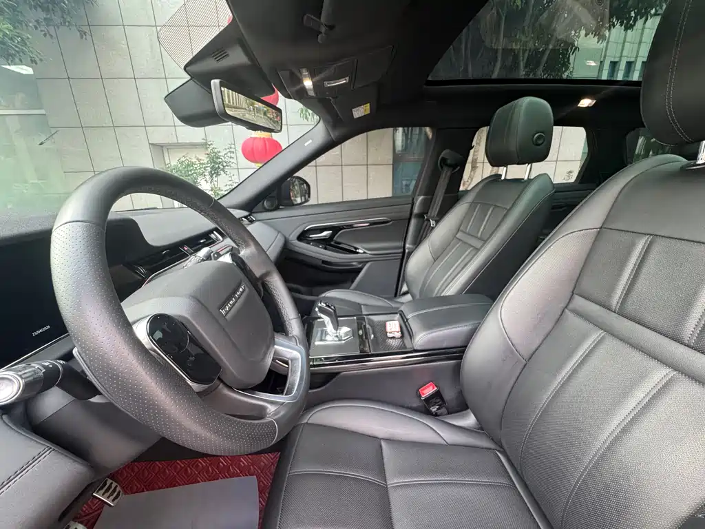 Land Rover Evoque 2021 — фото 13