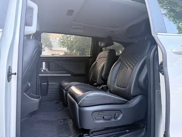 Hyundai Custin 2021