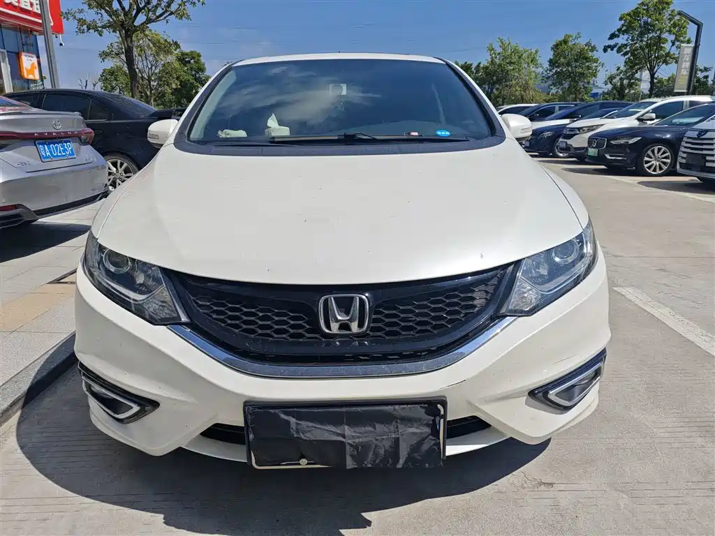 Honda Jade 2016