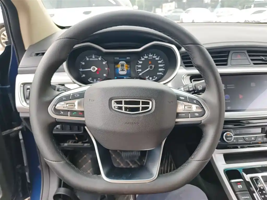 Geely Emgrand GS 2020 — фото 11