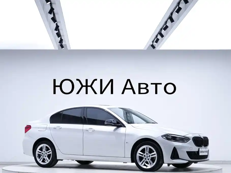BMW 1 Series 2023 — фото 26