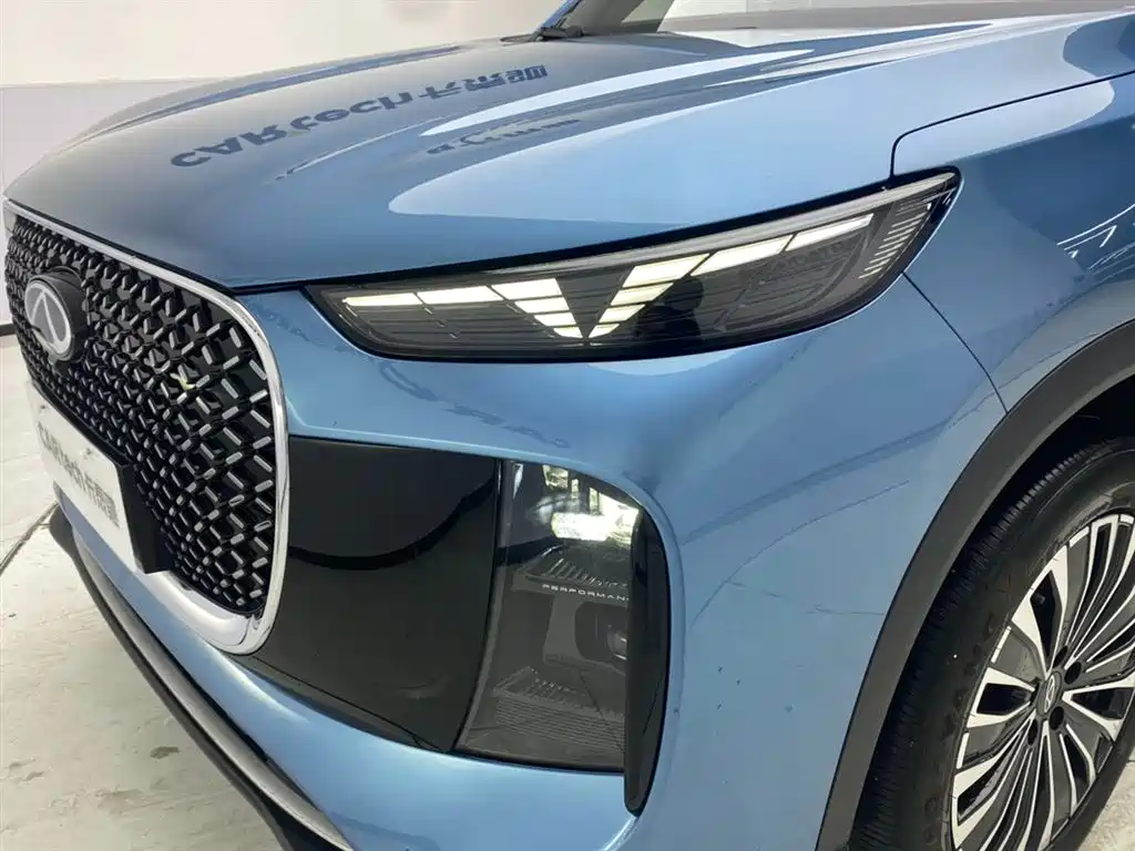 Chery Tiggo 8 PLUS C-DM 2025 — фото 5