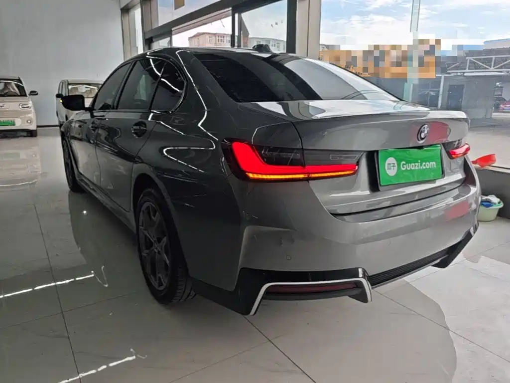 BMW i3 2024