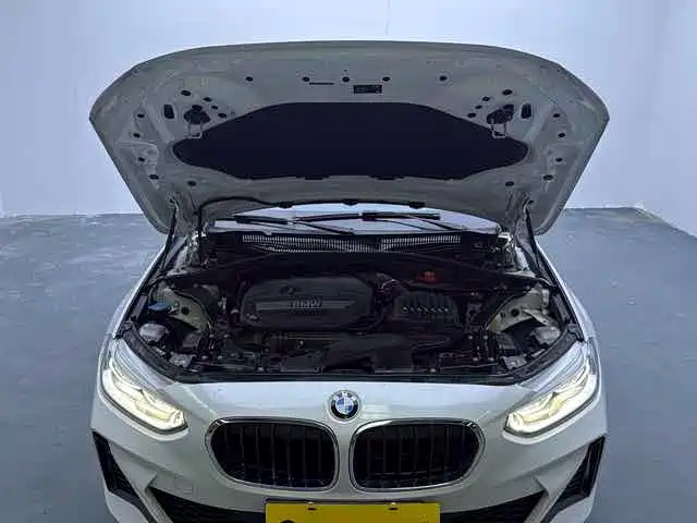 BMW 1 Series 2021 — фото 13
