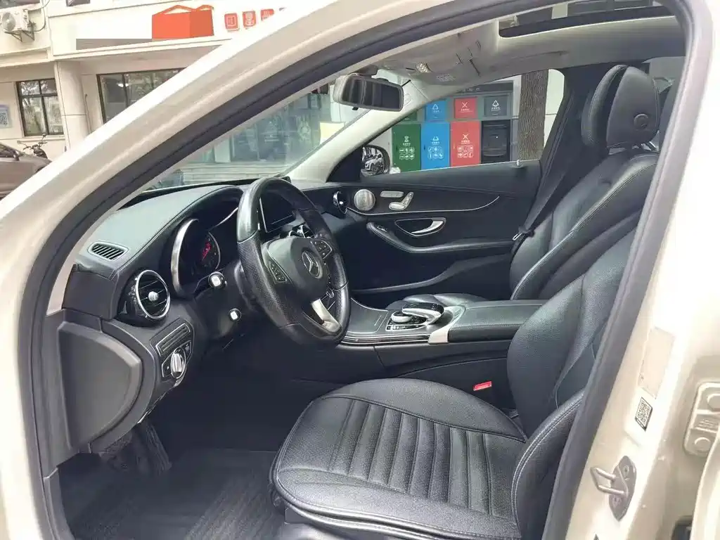 Mercedes-Benz C-Class 2018