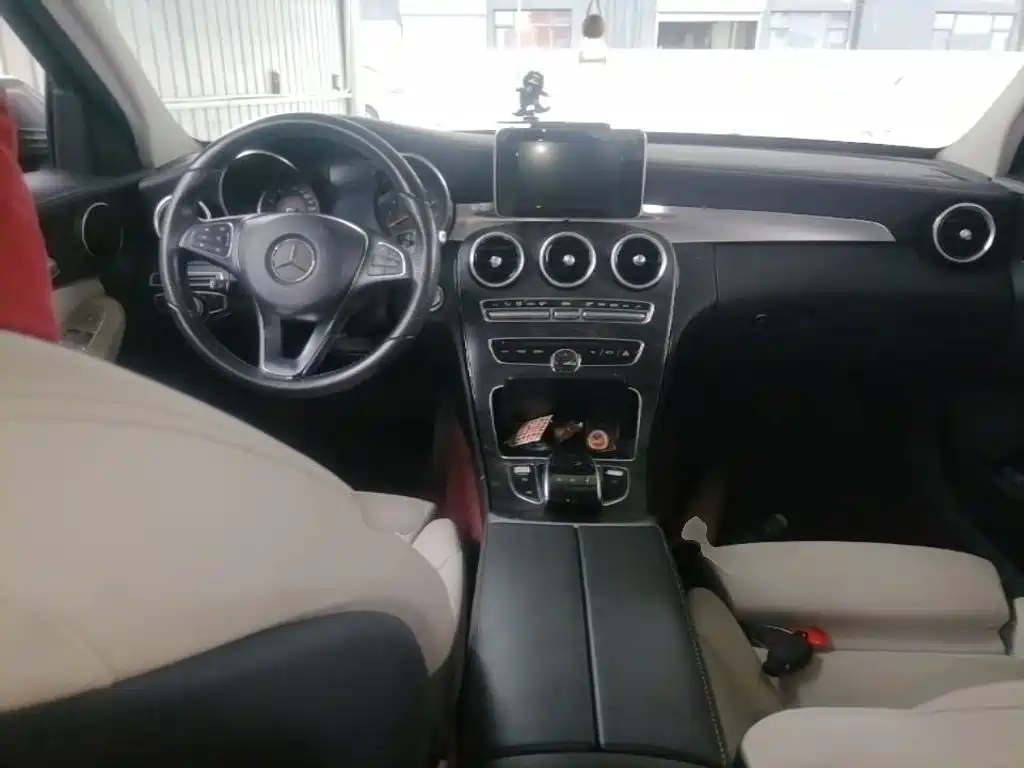 Mercedes-Benz C-Class 2015 — фото 16
