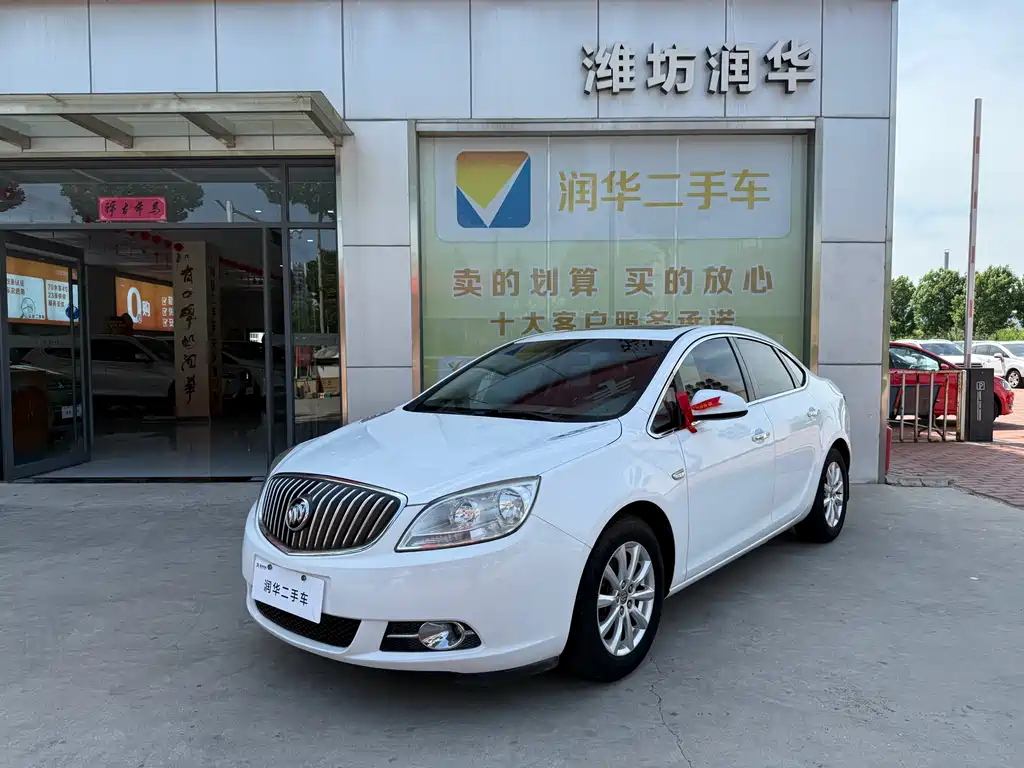 Buick Excelle 2014 — фото 1