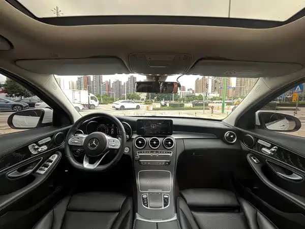 Mercedes-Benz C-Class 2020
