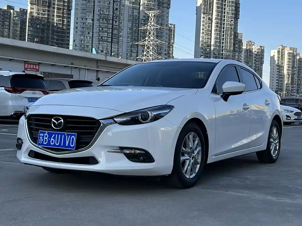 Mazda 3 Axela 2019 — фото 1