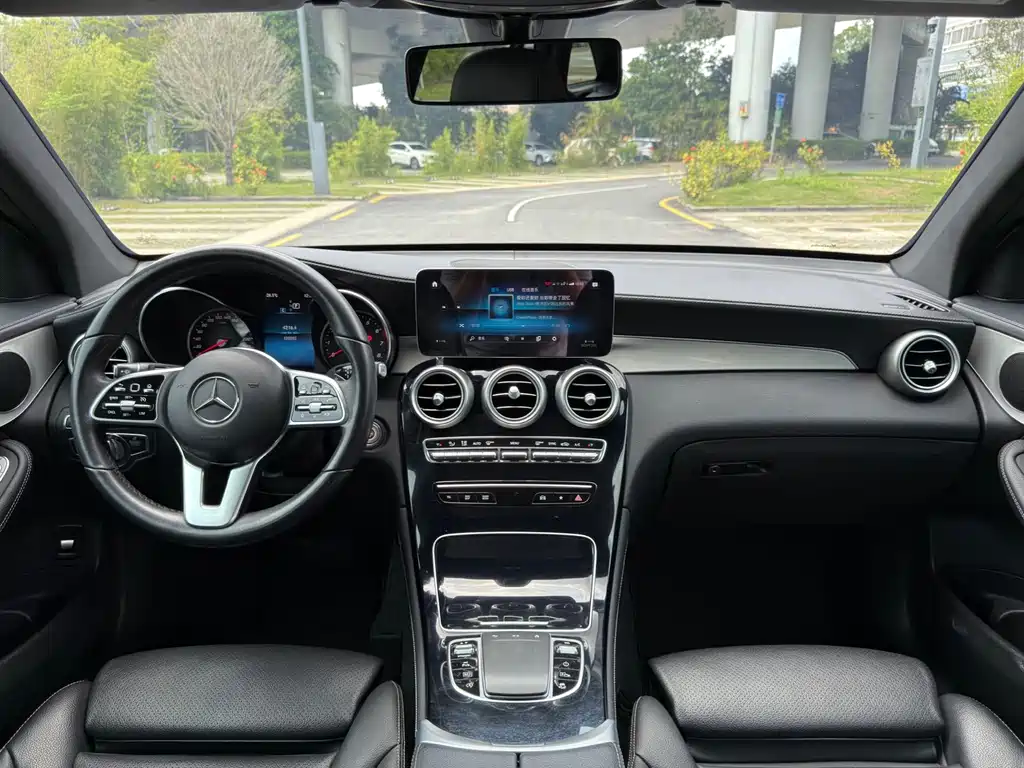 Mercedes-Benz GLC 2020 — фото 12