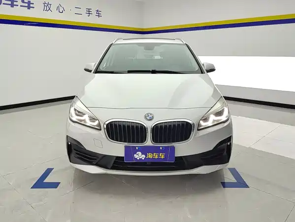BMW 2 Series Station Wagon 2019